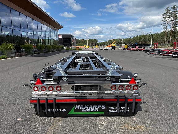 Hakarps - 38 tons LVX vagn med tipp, skjut boggie och flak 7 of 12
