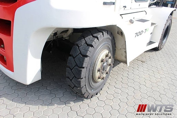 Hyundai 70 D-7 A 14 of 14