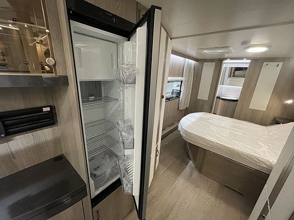 Hobby 720 WQC Prestige Queenbed Cityvatten 11 of 20