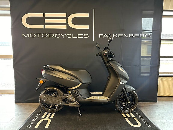 Peugeot Kisbee 4-takt Black Edition