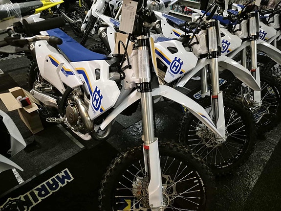 Husqvarna FC 350 Heritage 2 of 3