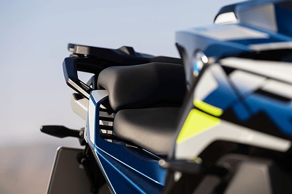 BMW S1000XR/ M-pak/Dynamic-pak/Touring-paket / Boka din 2027:a idag! 4 of 26