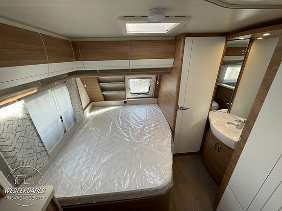 Hobby 560 KMFe De Luxe 5 of 7