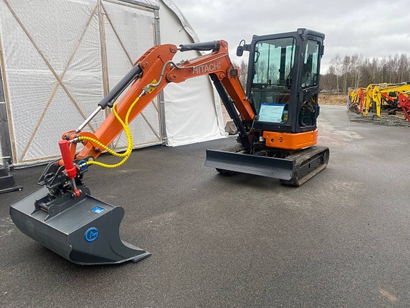 Minigrävare / Grävmaskin Hitachi ZX26U-6CR  / 2,7 Ton 4 of 7