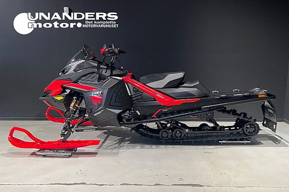 Lynx Xterrain RE 3700 850 -27.000 KR VI TAR INBYTEN 2 of 10