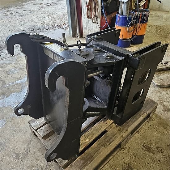 Komatsu 712-714-716-718 serien - Hurtigskift med drejeled ti 3 of 15
