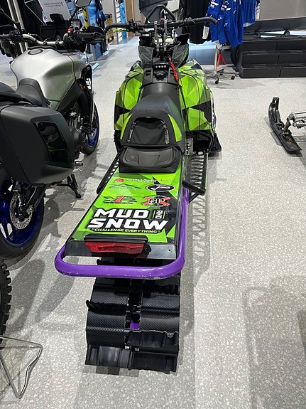 Arctic Cat M 8000 Alpha 8000 0.8 CVT 3 of 4