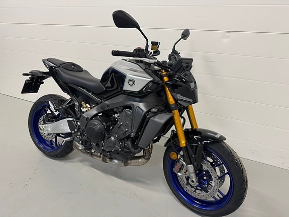 Yamaha MT-09 SP 2 of 7
