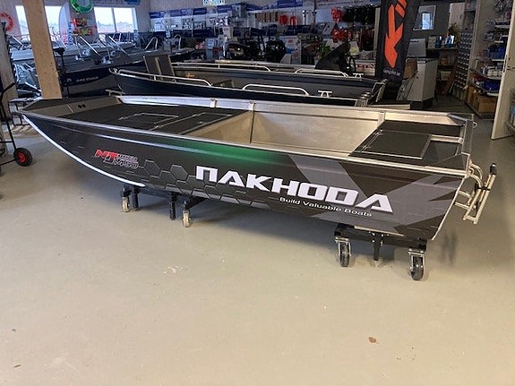 Nakhoda NJ1450 BASS, Mercury F30 -25