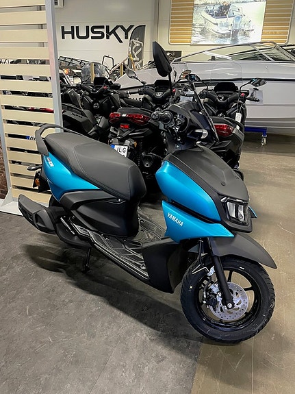 Yamaha RAYZR ABS 125 RayZR 5 of 6