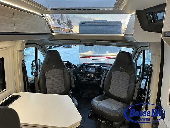 Adria Twin 640 SLB Plus * NY * Automat * Panormafönster 11 of 19