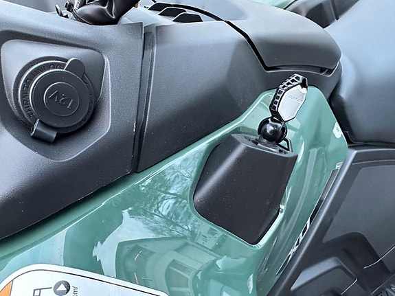 Can-Am Outlander HD5  HD7 XMR 700 inkl. Tillbehör 10.000kr 5 of 13