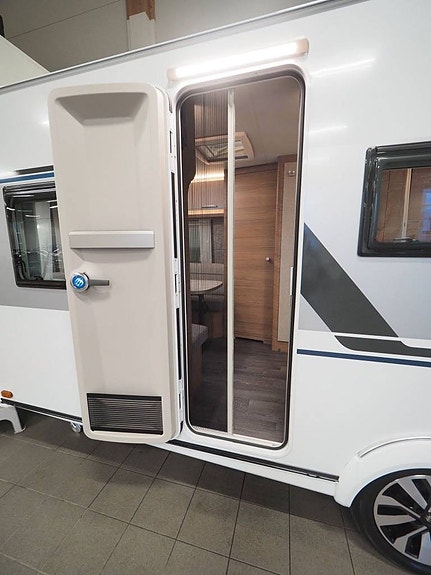 Knaus Sport 500 EU Mässerbjudande 1759:-/mån I Design-Paket I Golvvärme 11 of 12