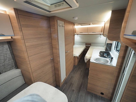 Knaus Sport 500 EU Design-Paket I Golvvärme I AC eller Mover eller Förtält 5 of 5