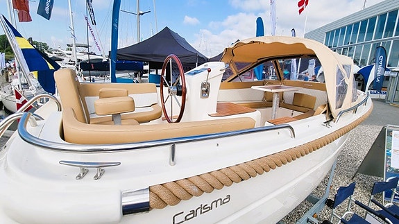Snipa, Carisma 600 Tender 6 of 6