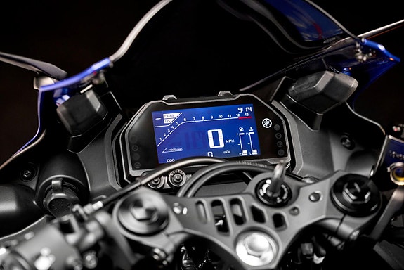 Yamaha YZF-R3  BESTÄLLNINGS MC 6 of 10