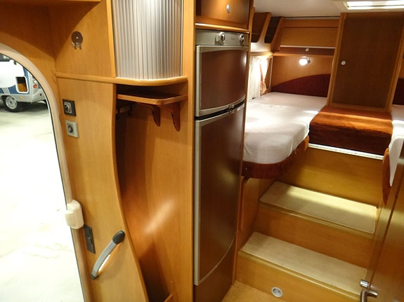 Dethleffs Esprit RT 6614 "Enkelsängar"Stort garage"Få ägare" 8 of 23