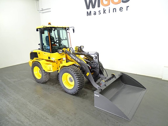 Volvo L35HS 3 of 6