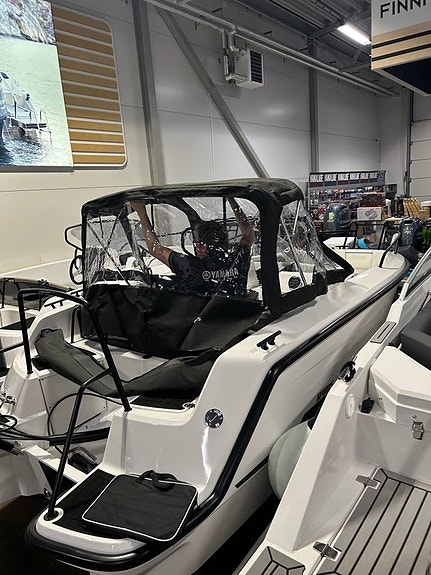 Kampanj Ryds 550VI Sport S-LINE Akterkapell Yamaha F100LB 6 of 8