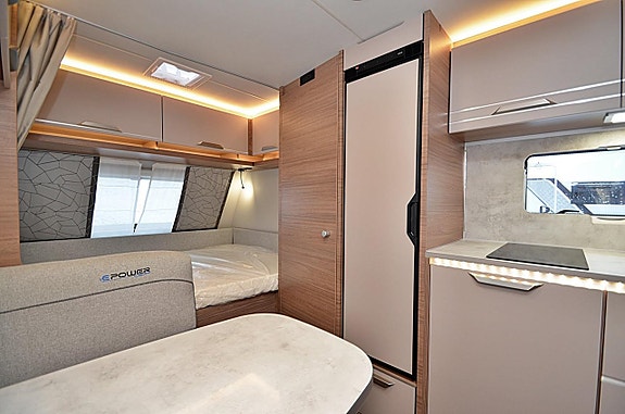 Knaus 500 QDK Sport E-Power Selection, Barnkammare 8 of 23
