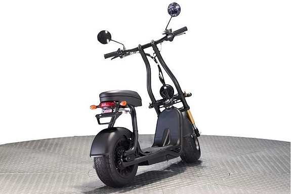 Brantech Racing EU MOPED FAT BADBOY ROAD RACER 6 of 6
