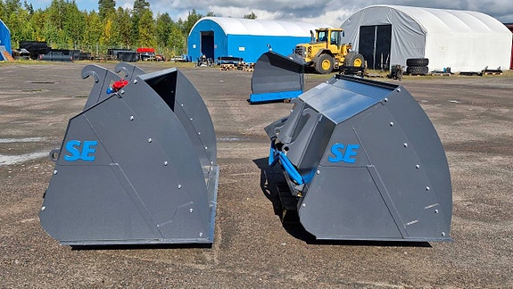 Sandspridarskopa SE equipment 1600 liter 2 of 4