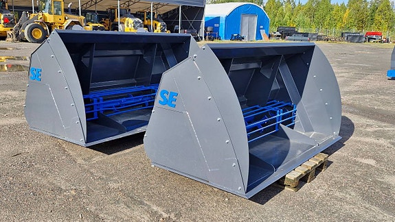 Sandspridarskopa SE equipment 1600 liter 3 of 4