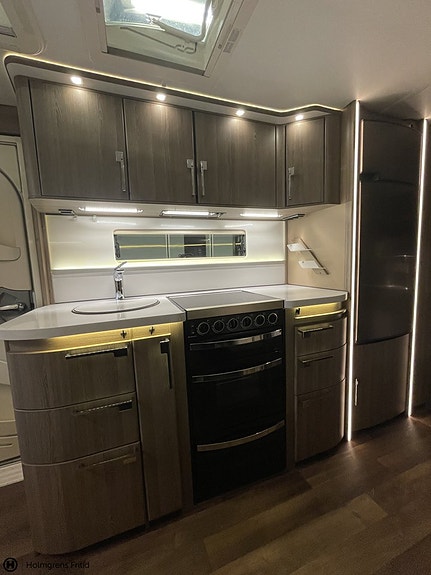KABE Royal 740 GXL KS | EL. MARKIS | SOLCELL | 13 of 27