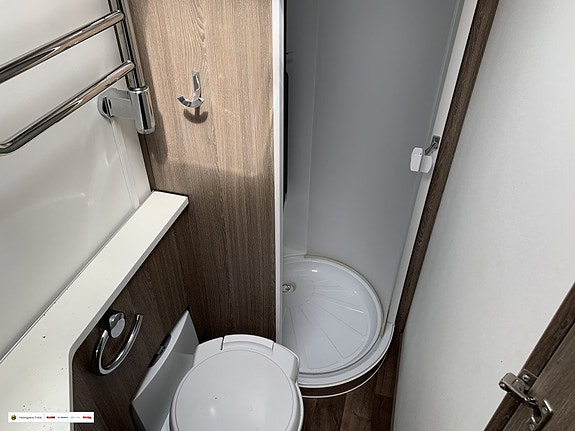 Kabe Royal 740 GXL KS | EL. MARKIS | SOLCELL | 20 of 23