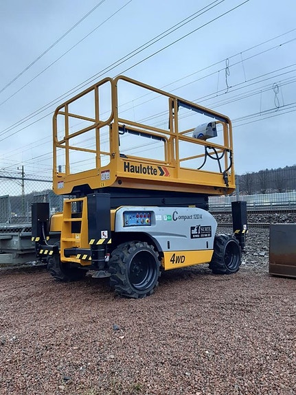 Haulotte 12 meters dieseldriven saxlift uthyres 2 of 2