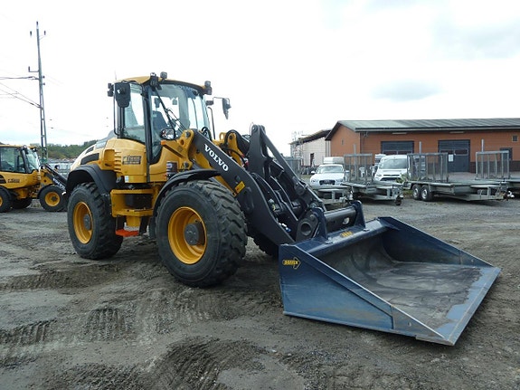 Hjullastare Volvo L50H uthyres 2 of 4