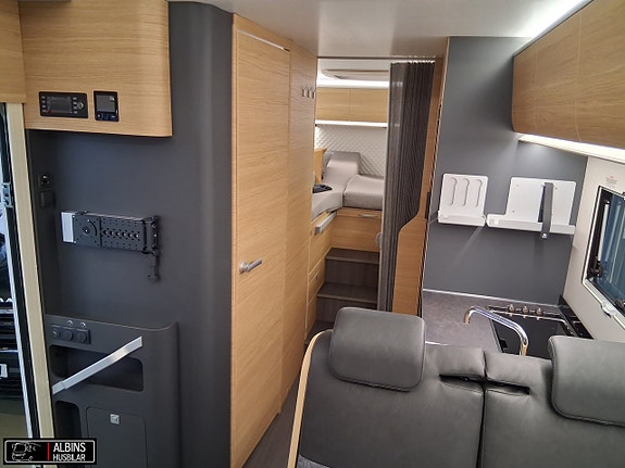 Adria Coral XL Plus 660 SL / Solpanel & Litiumbatteri på köpet! 7 of 21