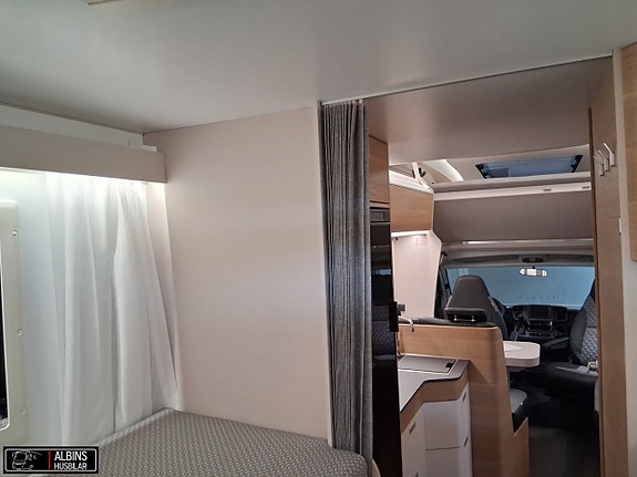 Adria Coral XL Plus 660 SL / Solpanel & Litiumbatteri på köpet! 21 of 21
