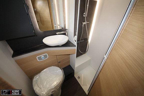 Adria Coral XL Plus 660 SL / ALDE / Automat 9 of 9