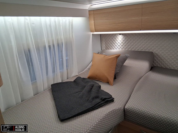 Adria Coral XL Plus 660 SL / Solpanel & Litiumbatteri på köpet! 18 of 21