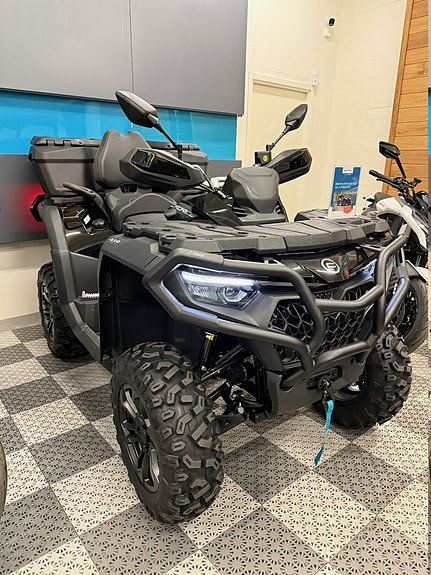 CFMOTO CFORCE 850 Black Ed71hk Box & bumpers fram/bak ingår!