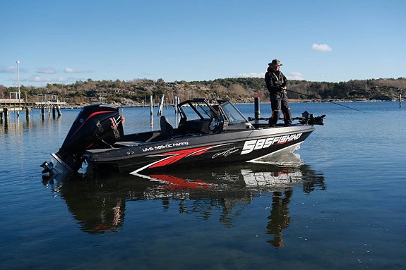 UMS 585 Fishing med Mercury 150hk - GRYM SPORTFISKEBÅT