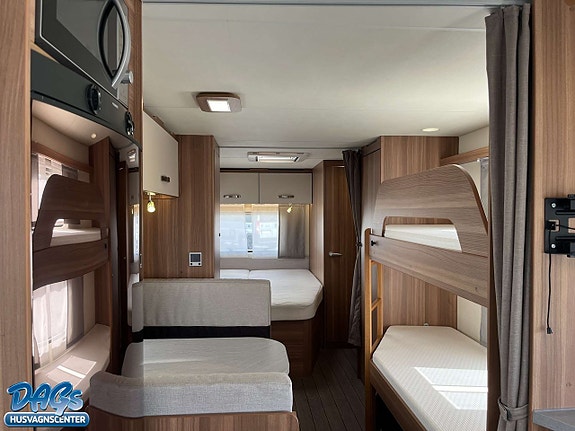 Weinsberg 740 UDF  Ice Edition 10 of 15