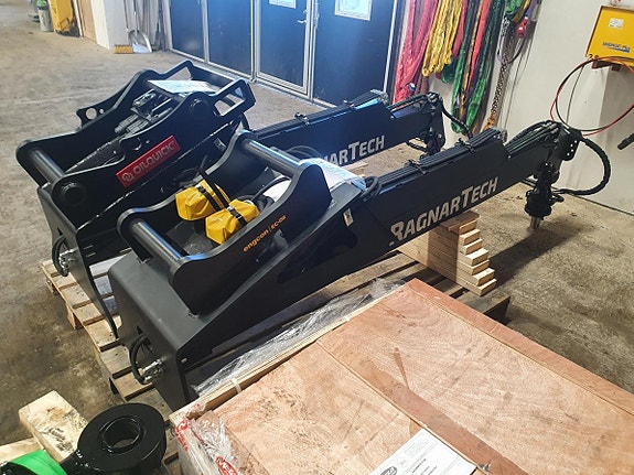 Kranarm med rotator, hydrauliskt utskjut - Oilquick / EC-oil 3 of 5