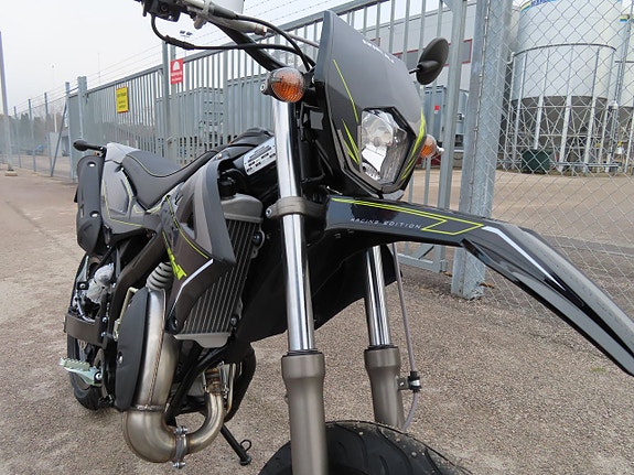 Rieju MRT 50 Black Edition  Ny färg 3 of 5