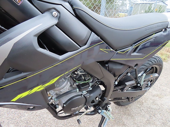Rieju MRT 50 Black Edition  Ny färg 6 of 6