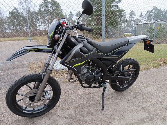 Rieju MRT 50 Black Edition  Ny färg 5 of 5