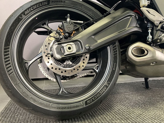 Triumph Daytona 660 - Alternativ 1 MC 18 of 23