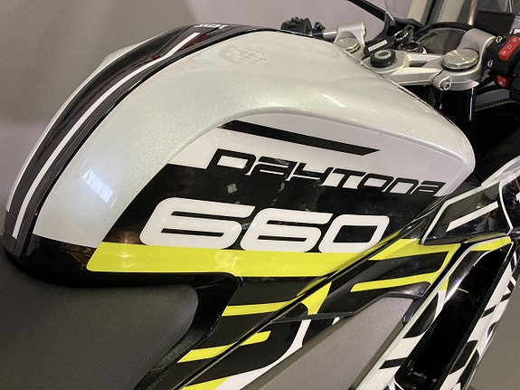 Triumph Daytona 660 - Alternativ 1 MC 5 of 5