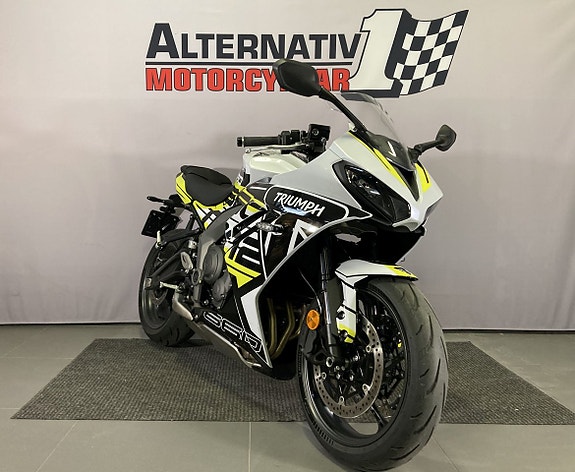Triumph Daytona 660 - Alternativ 1 MC 3 of 5