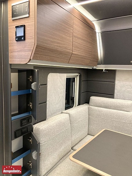 Knaus AZUR 500 FU 16 of 17