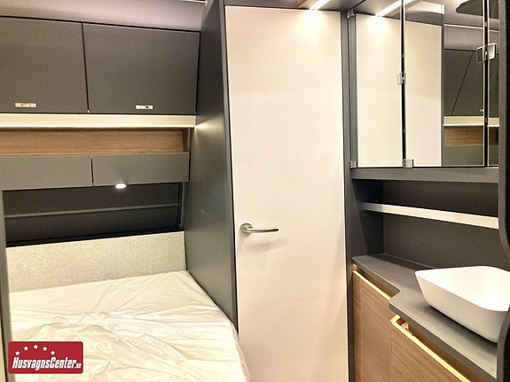 Knaus AZUR 500 FU 7 of 17