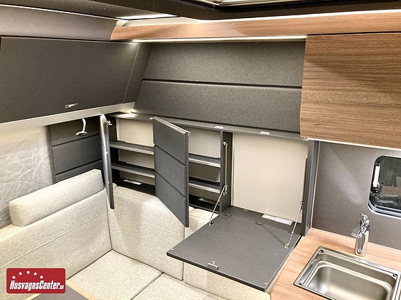 Knaus AZUR 500 FU 15 of 17