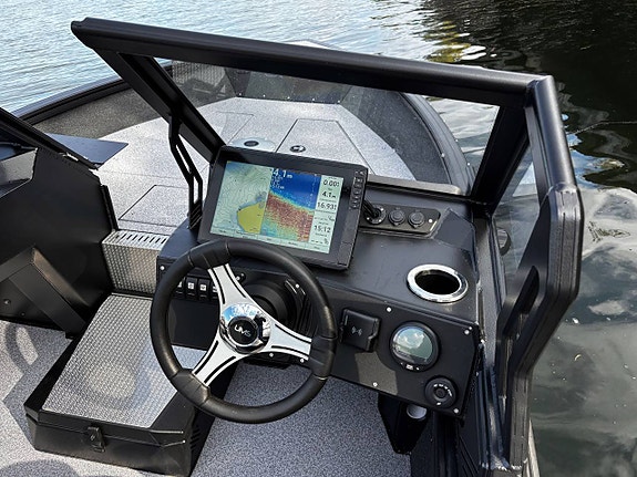 UMS 545 Fishing DC + Mercury 100hk - HIGH-END SPORTFISKEBÅT! 4 of 11