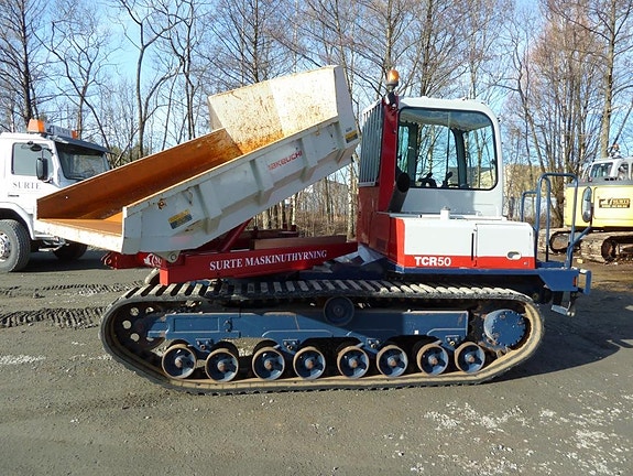 Uthyres Takeuchi dumper TCR 50 2 of 5